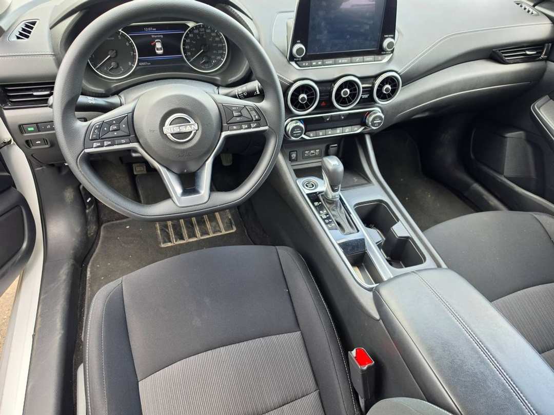 2025 Nissan Sentra SV - Image 3