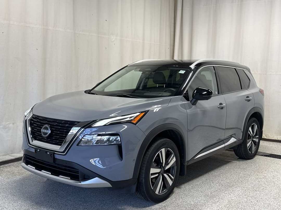 2023 Nissan Rogue Platinum - Image 2