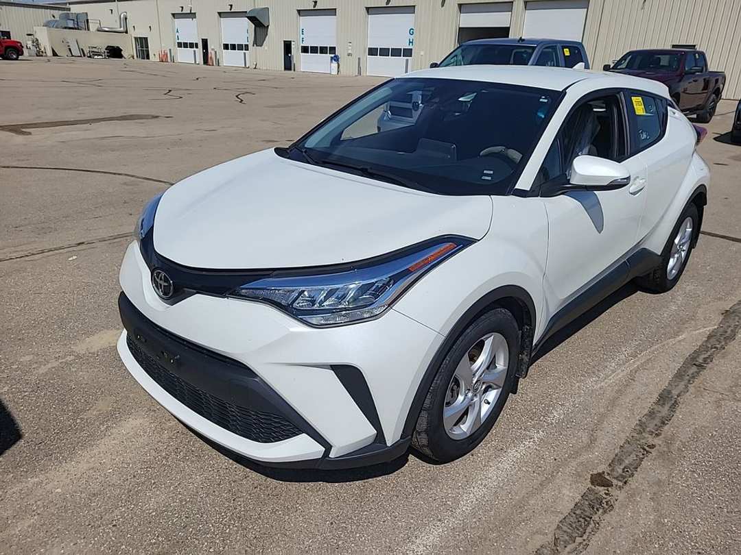 2020 Toyota C-Hr LE - Image 2