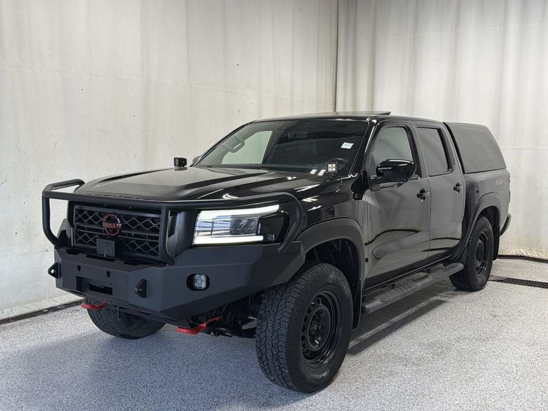2024 Nissan Frontier PRO4X - Image 2