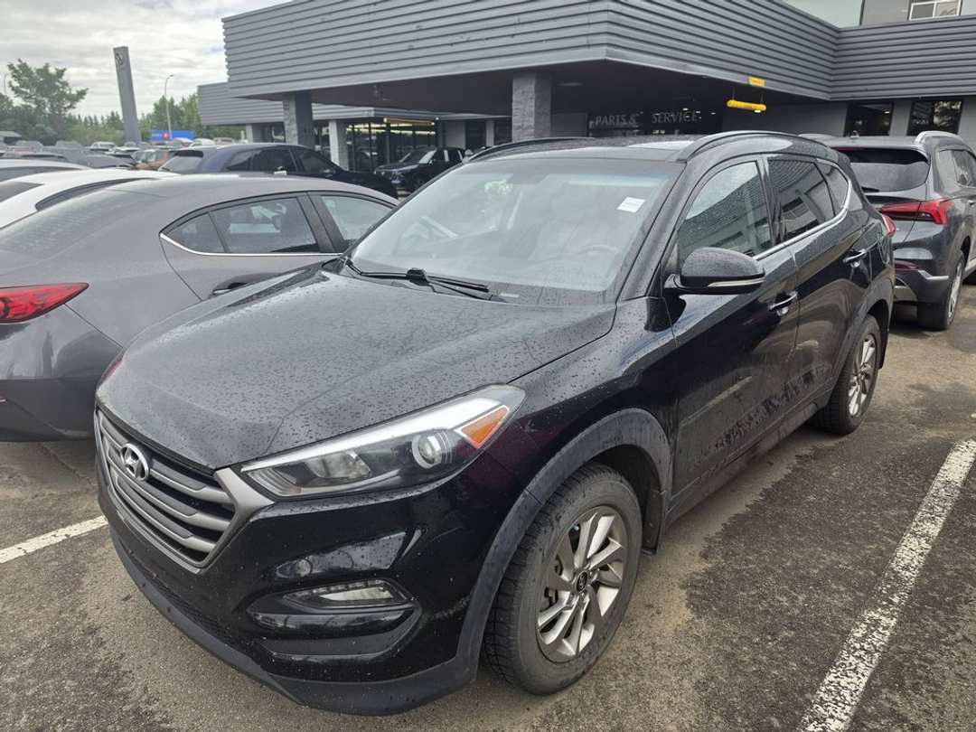 2016 Hyundai Tucson Luxury - Image 2