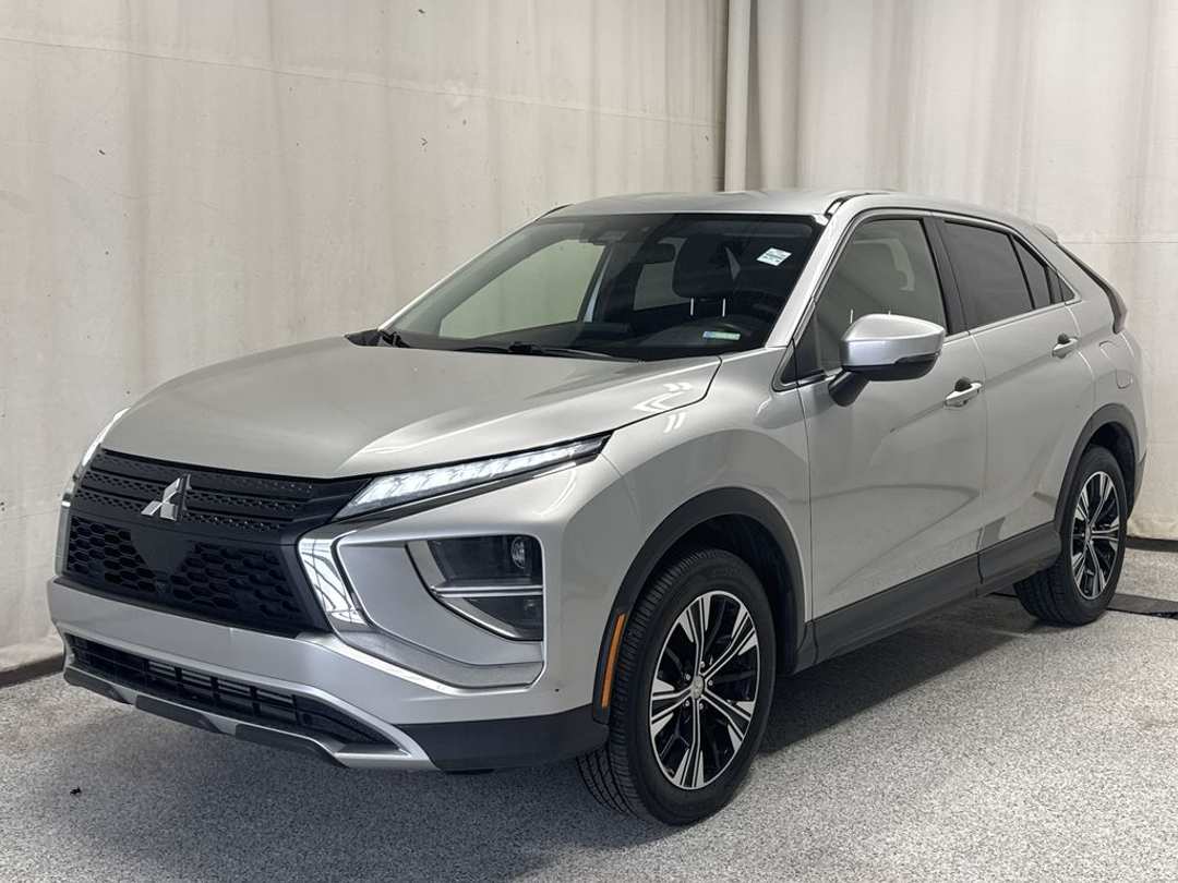 2022 Mitsubishi Eclipse Cross SE - Image 2