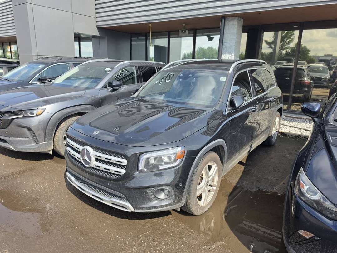 2021 Mercedes-Benz GLB 250 - Image 2