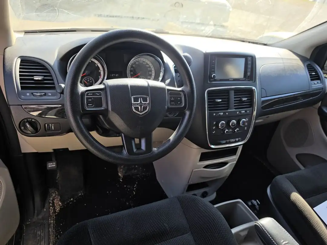 2019 Dodge Grand Caravan SXT - Image 3