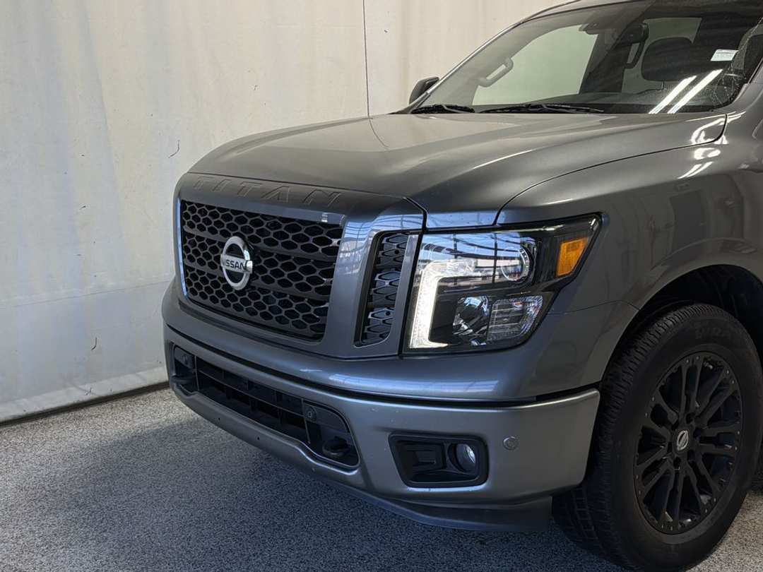 2018 Nissan Titan SV - Image 3