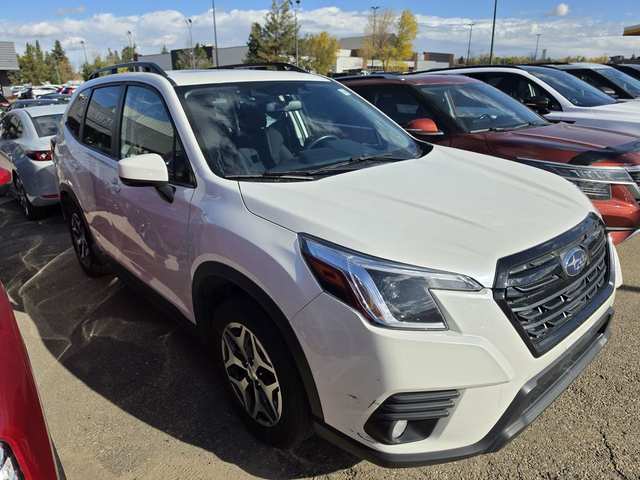2023 Subaru Forester TOURING