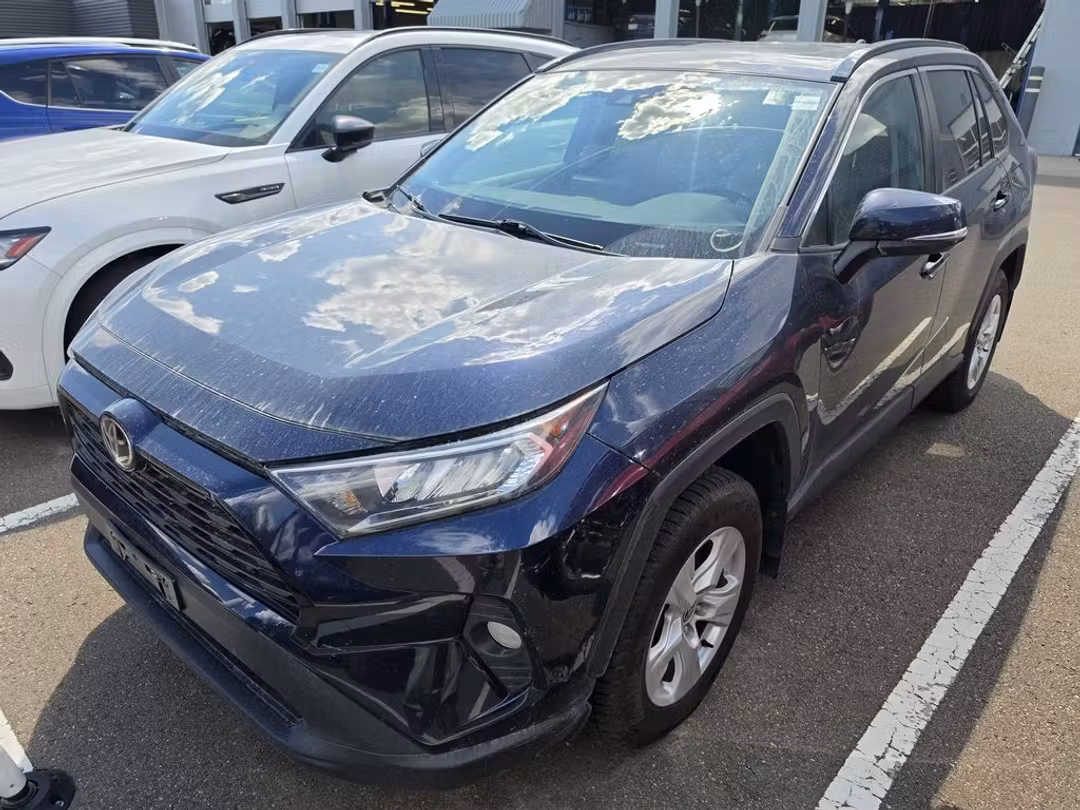 2021 Toyota Rav4 XLE - Image 2