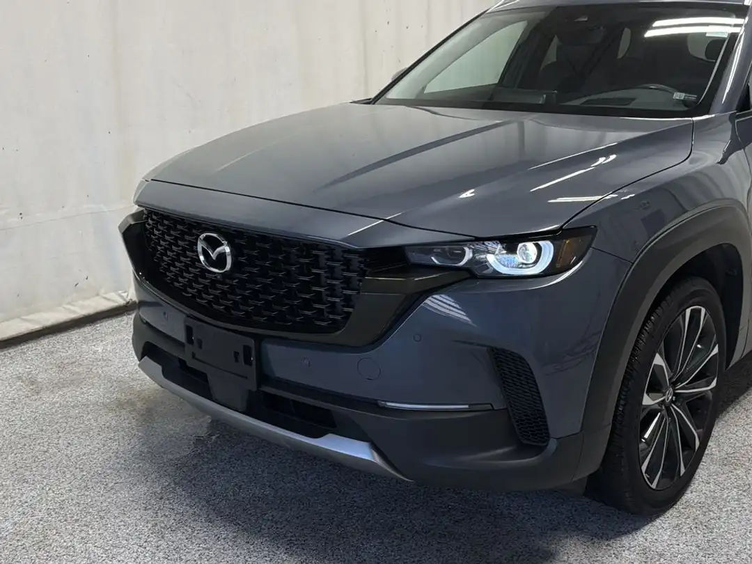 2024 MAZDA Cx-50 GT w/Turbo - Image 3
