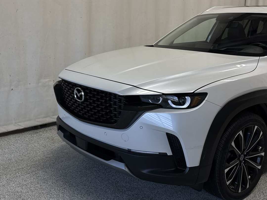 2024 MAZDA Cx-50 GT w/Turbo - Image 3
