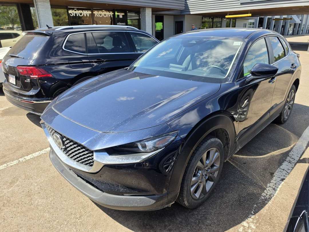 2024 MAZDA Cx-30 GSL - Image 2