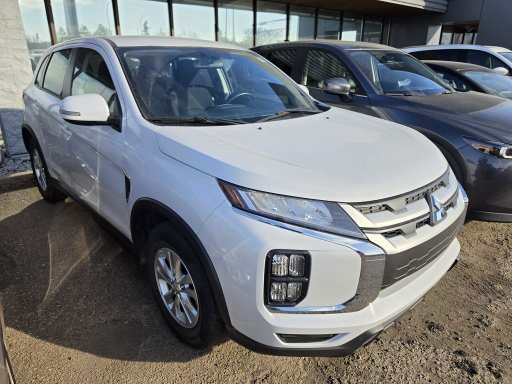 2024 Mitsubishi Rvr SE