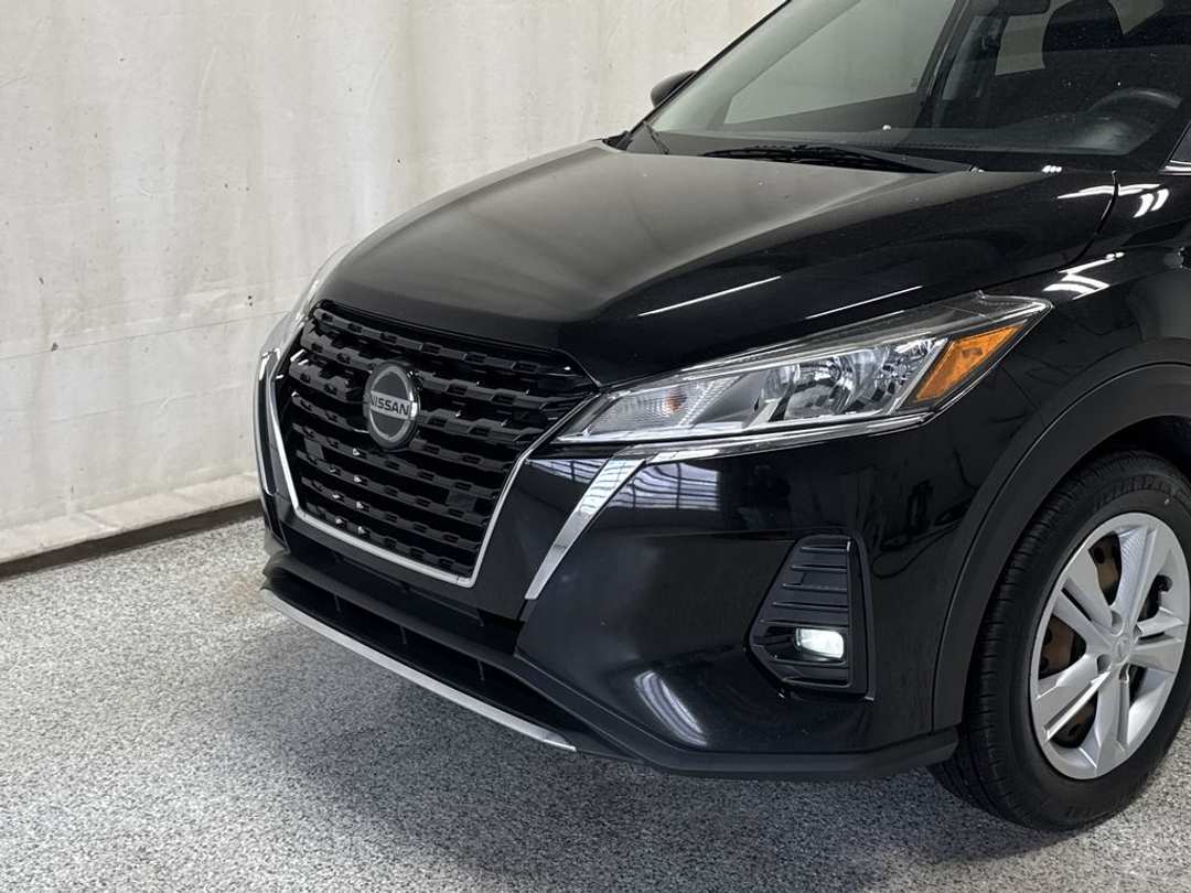 2021 Nissan Kicks S - Image 3