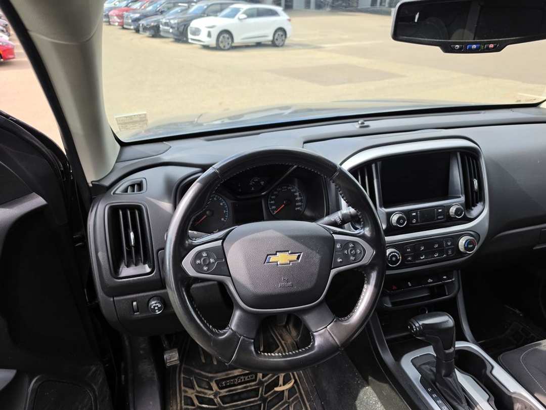 2021 Chevrolet Colorado LT - Image 3