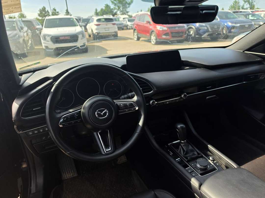 2025 MAZDA Mazda3 Sport GT - Image 3