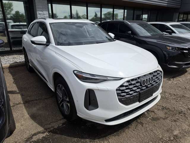 2025 Audi Q5 PREMIUM