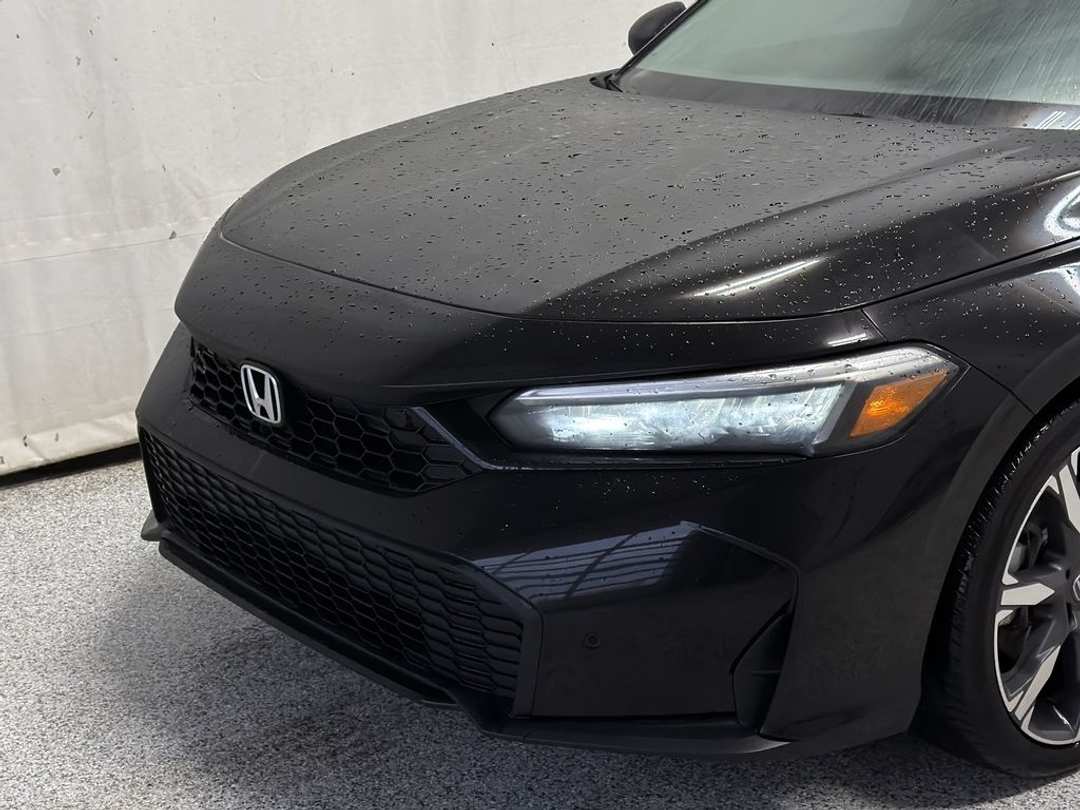 2025 Honda Civic Hybrid Sport - Image 3