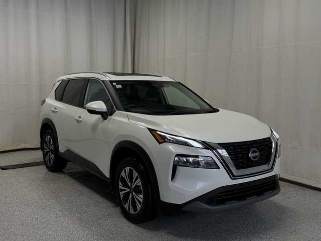 2023 Nissan Rogue SV Moonroof