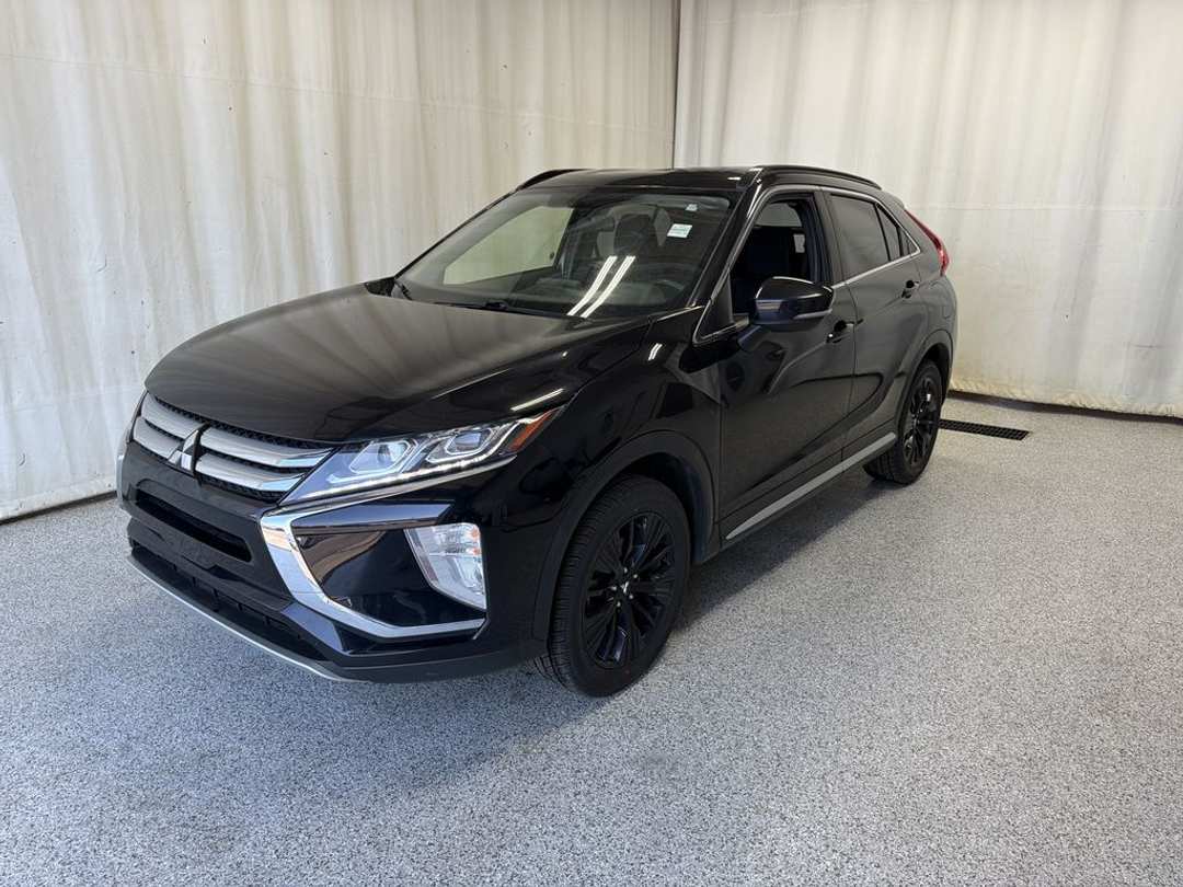 2019 Mitsubishi Eclipse Cross SE - Image 2