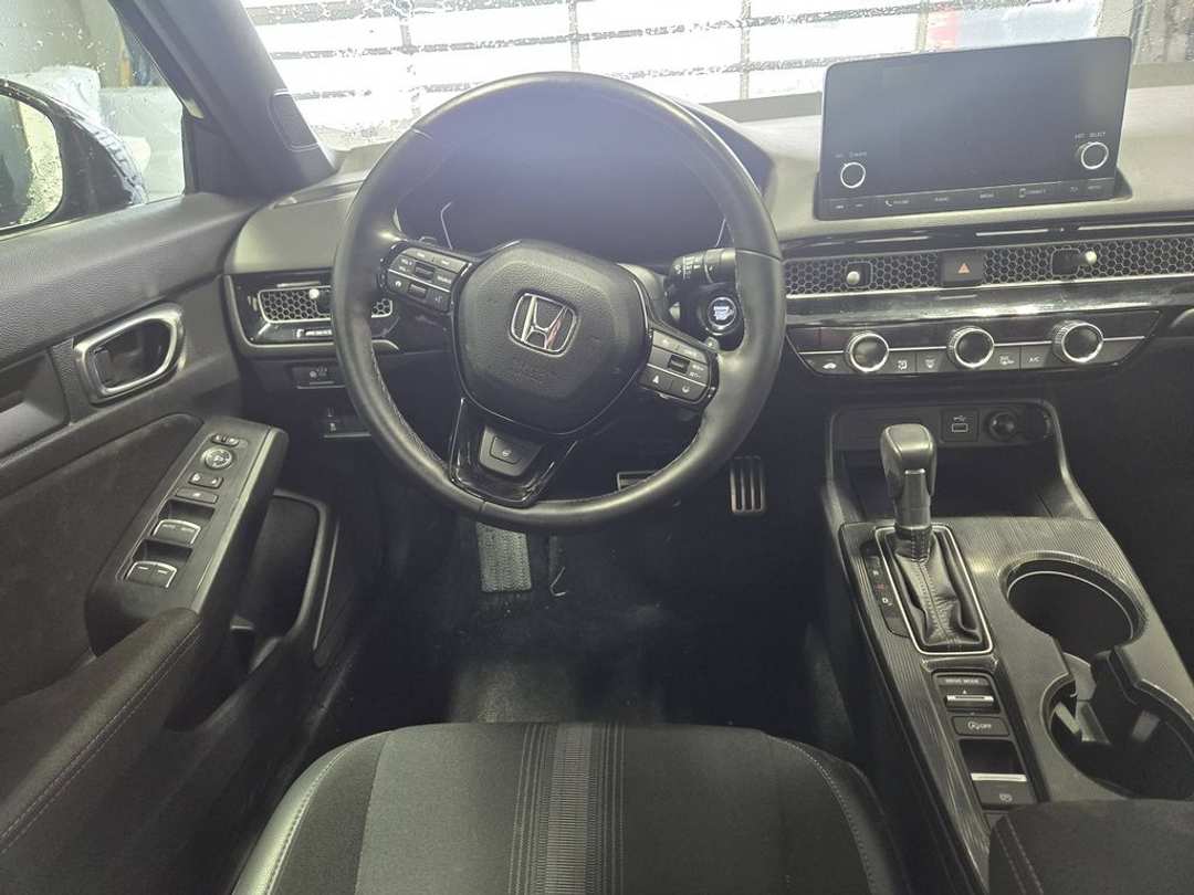 2024 Honda Civic SPORT - Image 3