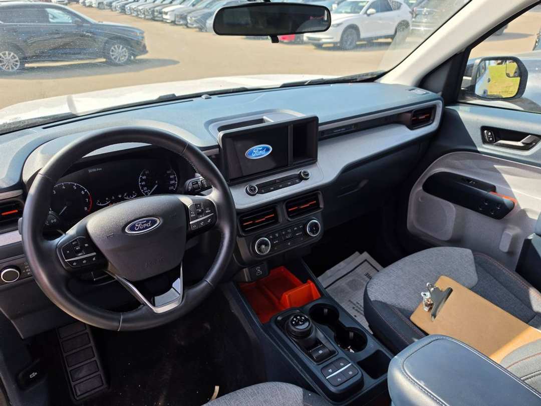 2024 Ford Maverick XLT - Image 3