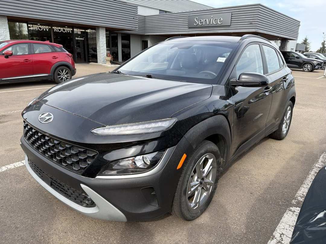 2022 Hyundai Kona PREFERRED - Image 2