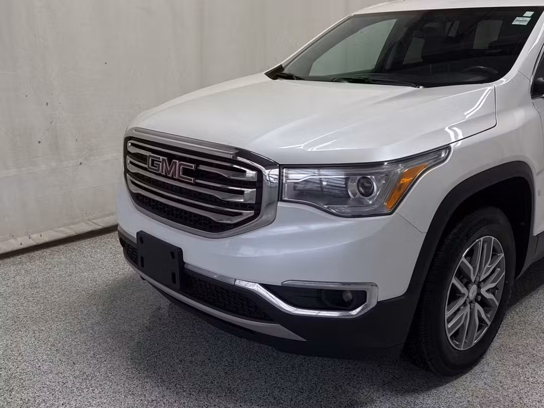 2017 GMC Acadia SLE - Image 3