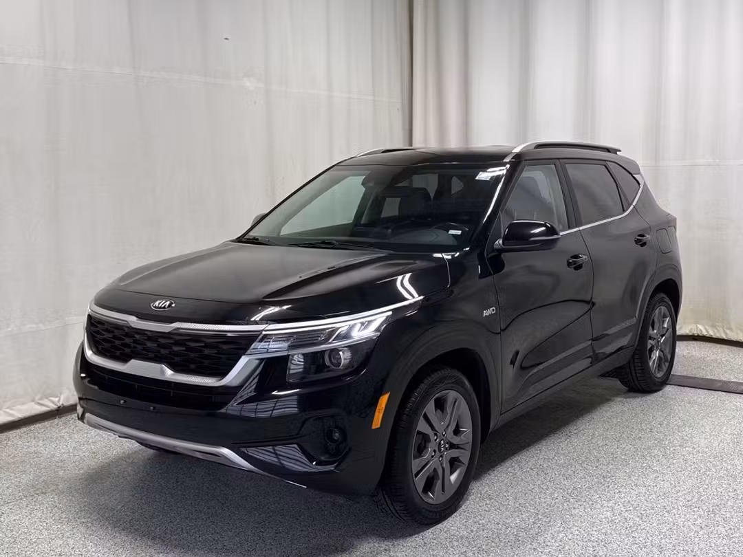 2021 Kia Seltos EX - Image 2