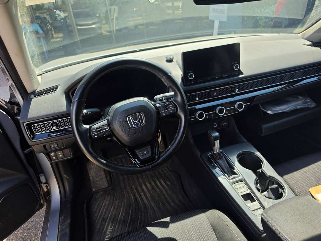 2022 Honda Civic EX - Image 3