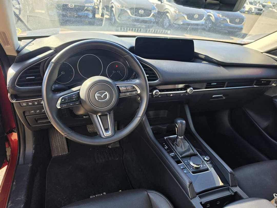 2025 MAZDA Mazda3 GT - Image 3