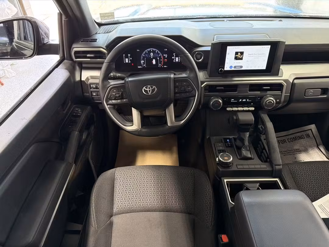 2025 Toyota 4Runner SR5 - Image 3