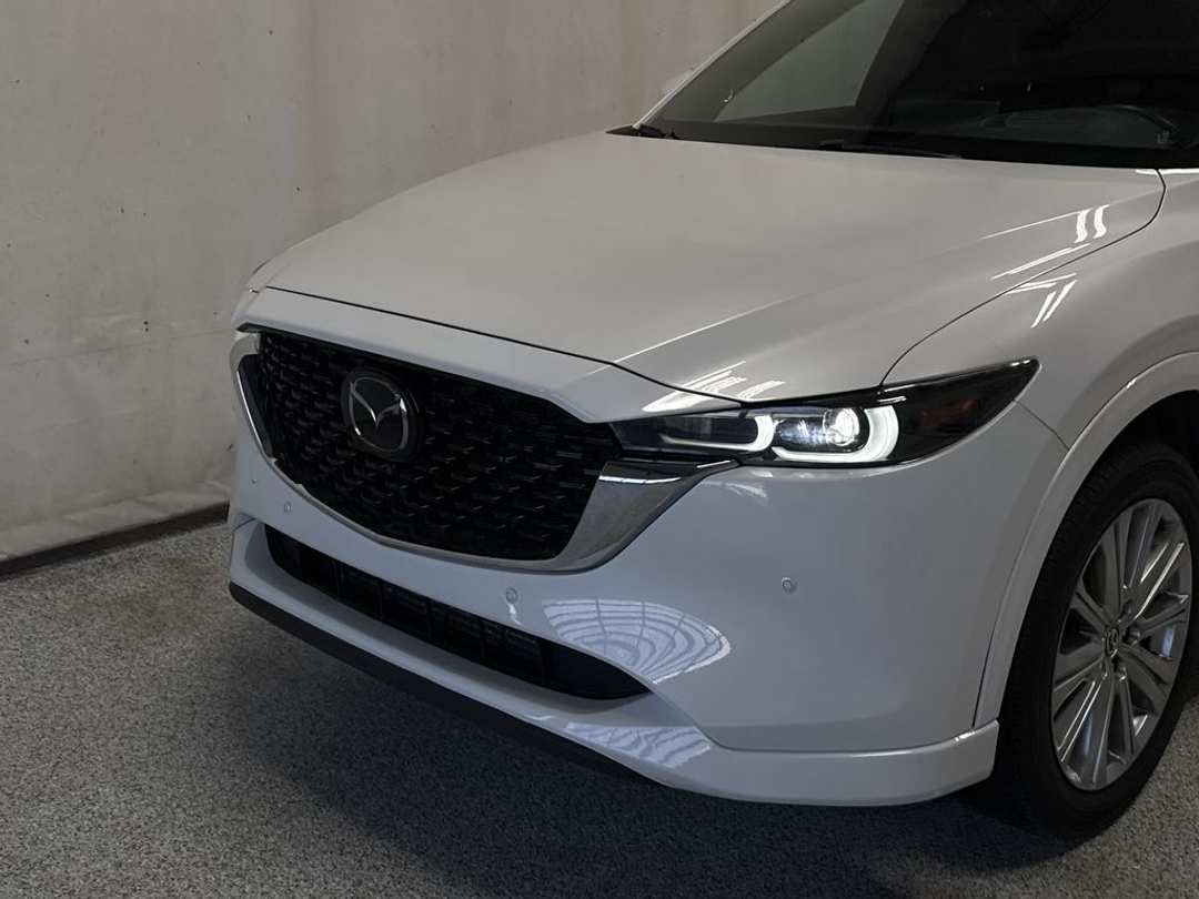 2023 MAZDA CX-5 Signature - Image 3