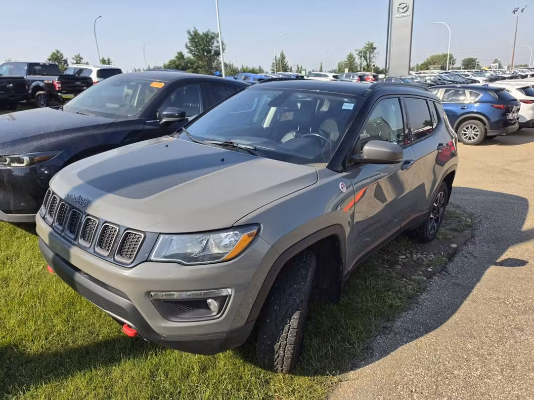 2021 Jeep Compass TRAILHAWK - Image 2