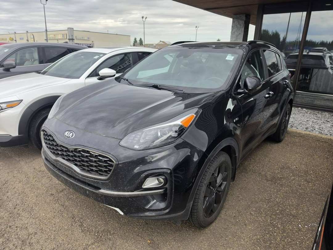 2021 Kia Sportage EX - Image 2