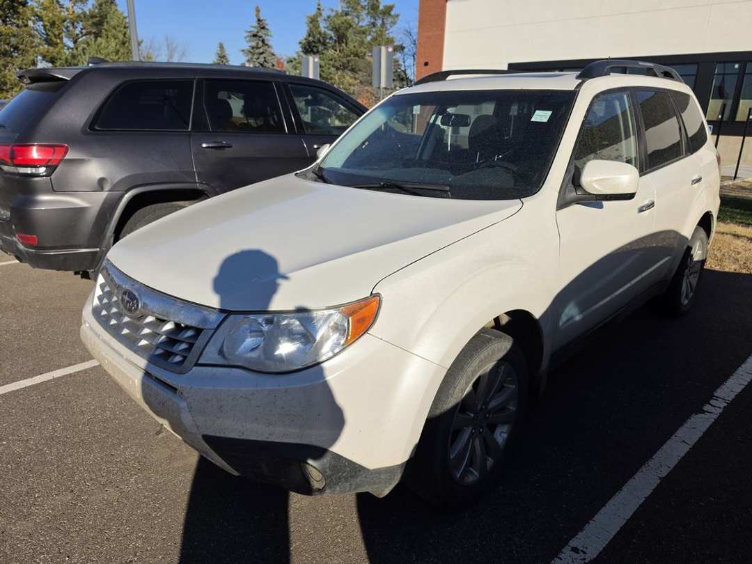 2011 Subaru Forester - Image 2