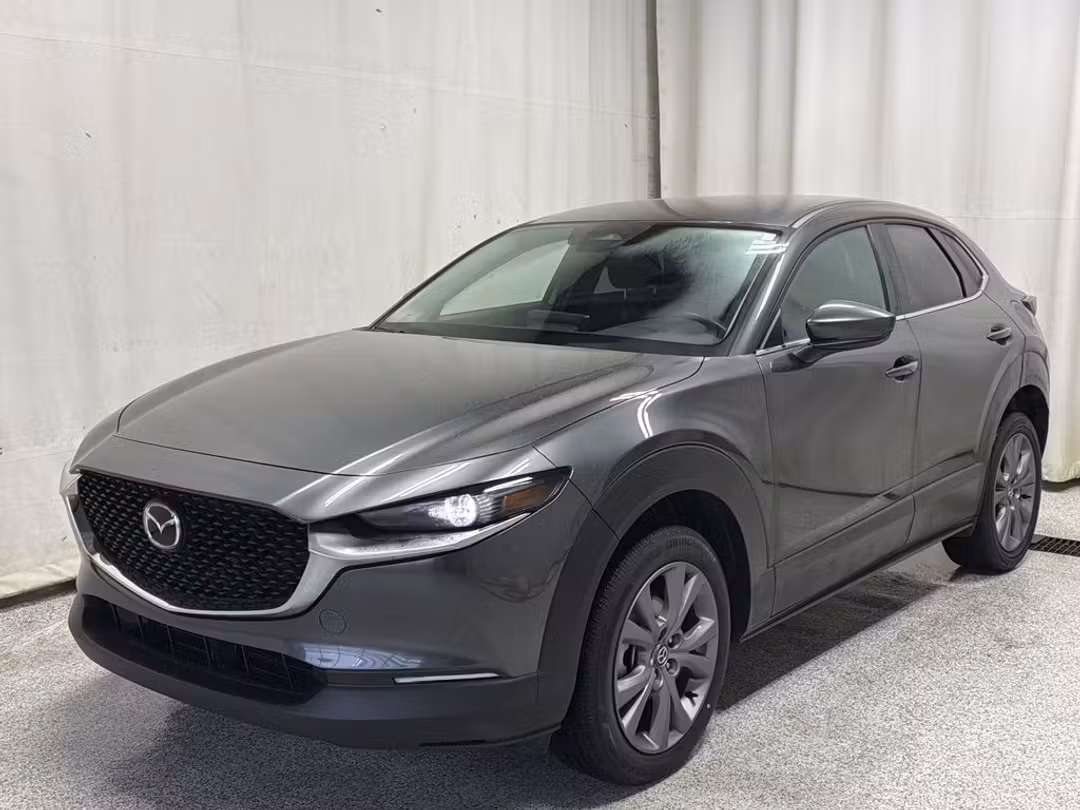 2025 MAZDA Cx-30 GS - Image 2