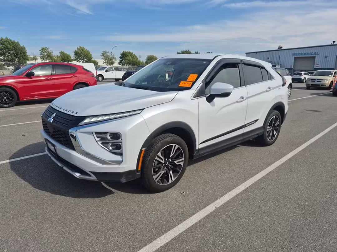 2024 Mitsubishi Eclipse Cross SE - Image 2