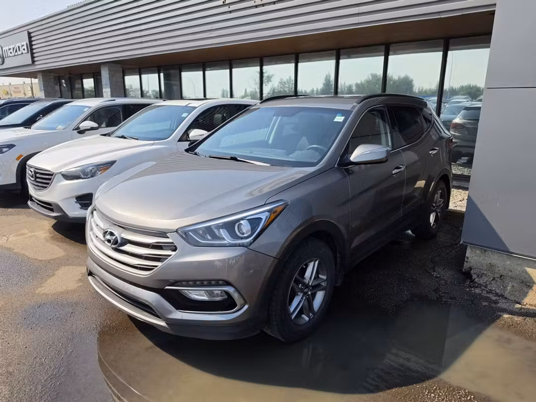2017 Hyundai Santa Fe Sport Premium - Image 2