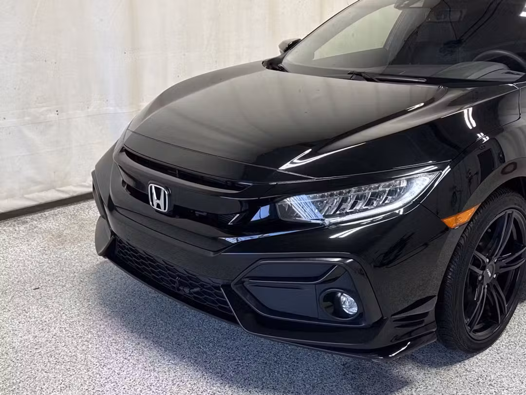 2020 Honda Civic Sport Touring - Image 3