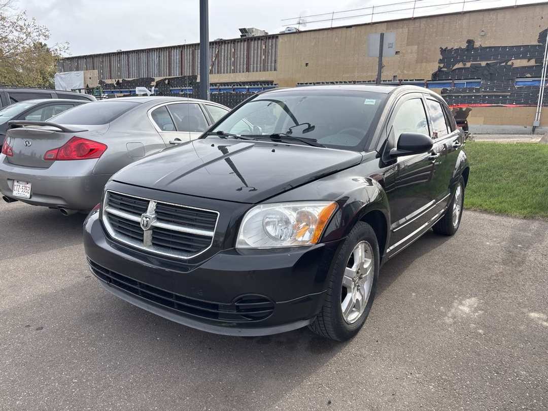 2009 Dodge Caliber SXT - Image 2