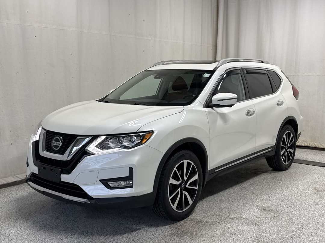2019 Nissan Rogue SL Platinum - Image 2