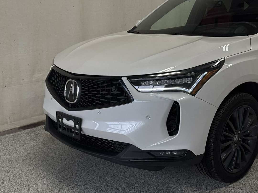 2023 Acura RDX Platinum Elite ASpec - Image 3