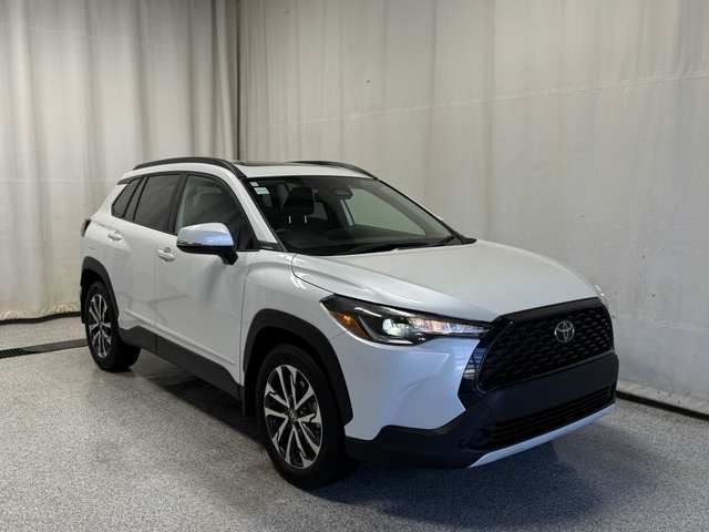 2024 Toyota Corolla Cross LE