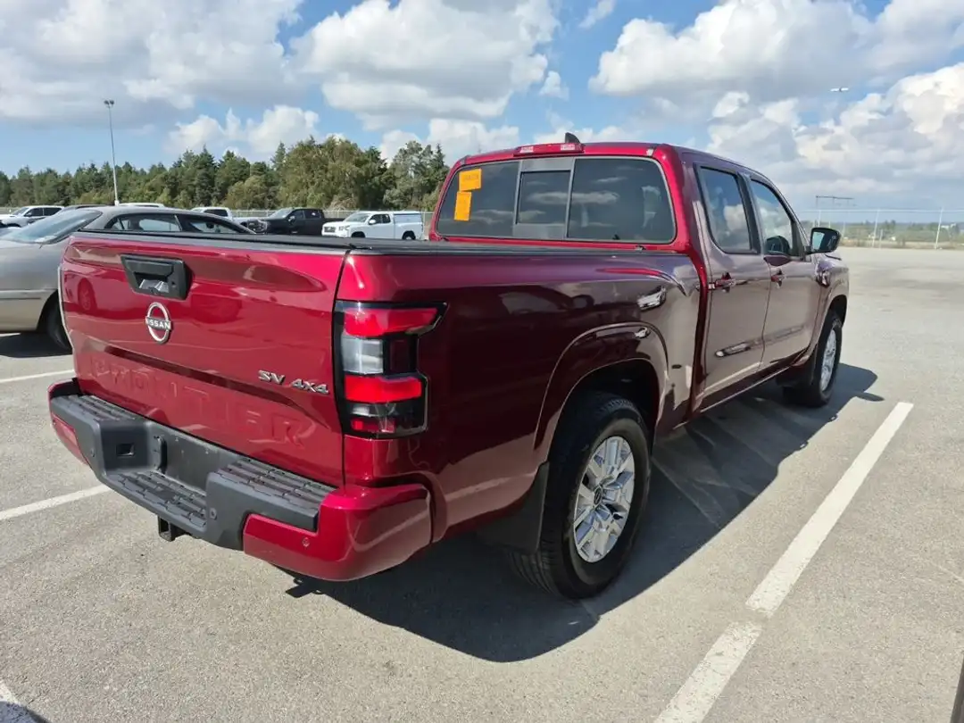 2022 Nissan Frontier SV - Image 3