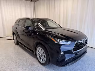 2023 Toyota Highlander LIMITED