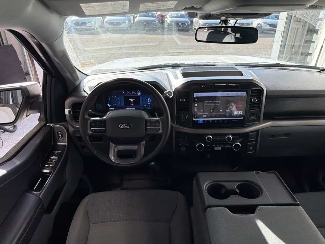 2024 Ford F-150 XLT - Image 3