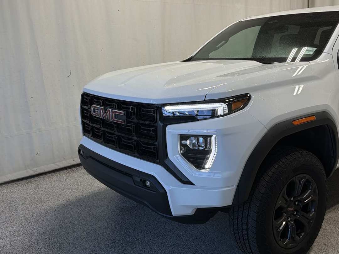 2024 GMC Canyon Elevation - Image 3