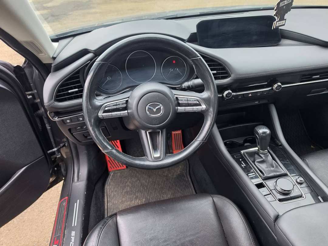 2019 MAZDA Mazda3 GT - Image 3