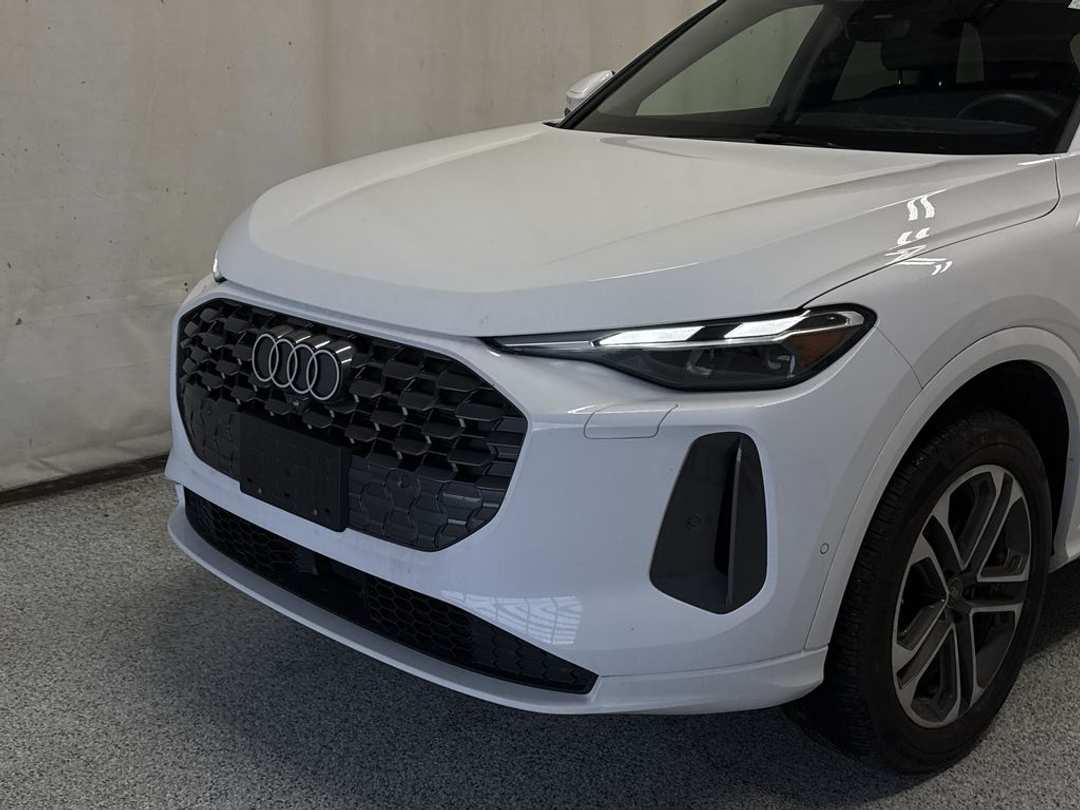 2025 Audi Q5 PREMIUM - Image 3
