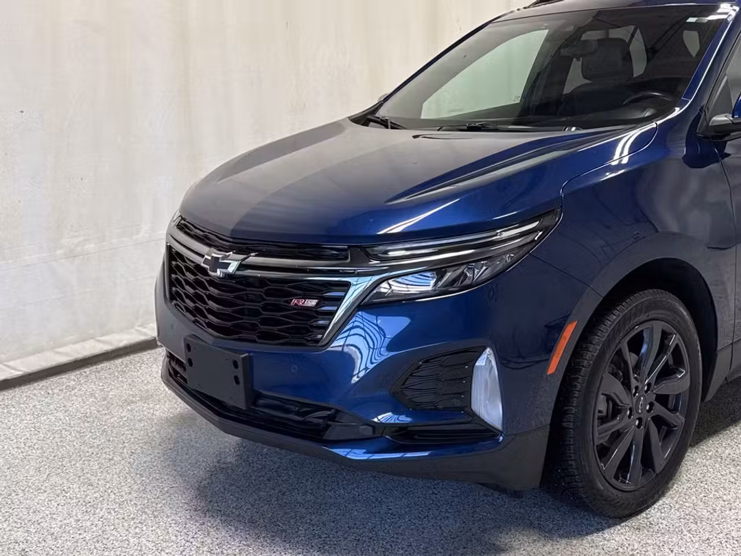 2022 Chevrolet Equinox RS - Image 3