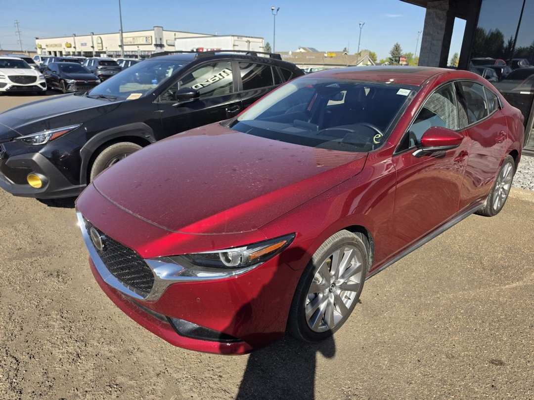 2025 MAZDA Mazda3 GT - Image 2